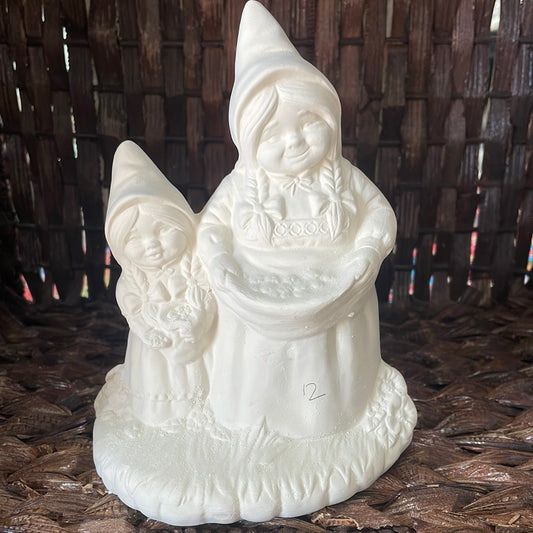 Gnome Mom and Daughter